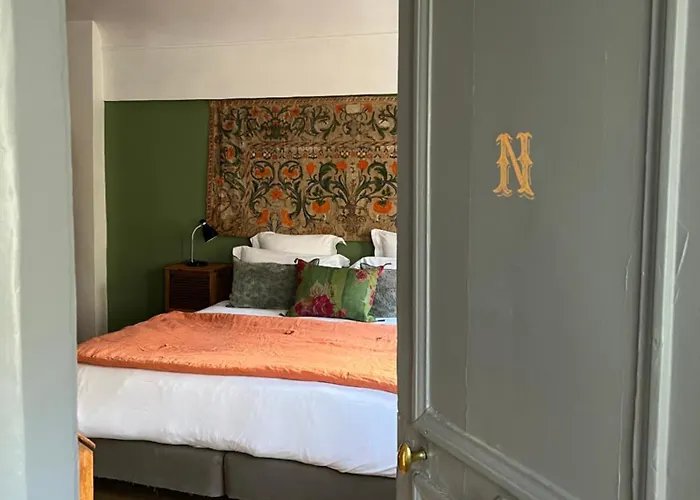 Le 66 Bed and Breakfast Parijs